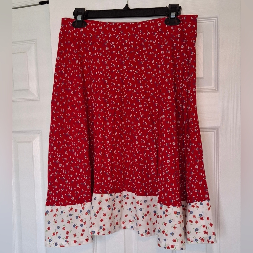 Cottage Floral Red and White Skirt